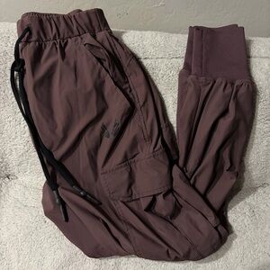 Size Small 0437 Tetra-Lite Cargo High Rib Jogger Faded Plum Athletic Gym Fitness